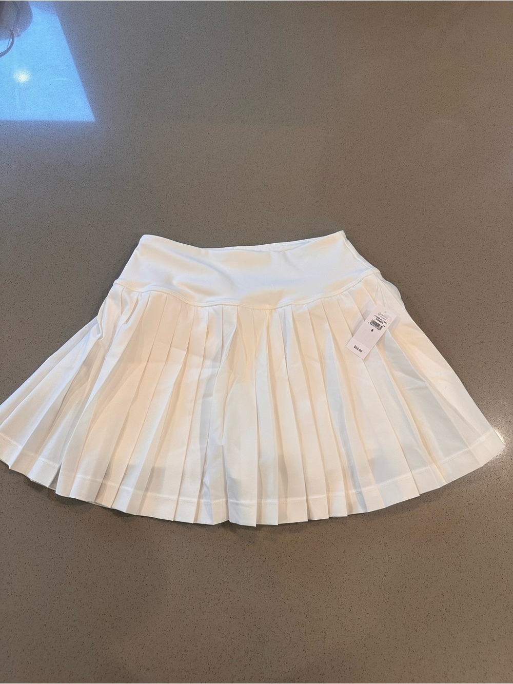 Brand New with Tag! Women's GapFit Studio Pleated Skort White Size Small